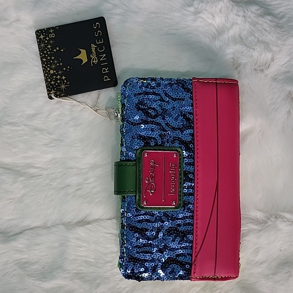 🩷💙Loungefly Mulan Sequins Mini Backpack/Wallet Bundle - Picture 9 of 11